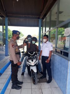 Saat Suramadu Tutup Selama 2 Jam, Kasatpolairud Polres Bangkalan : Pelabuhan Kamal-Perak Tetap Beroperasi