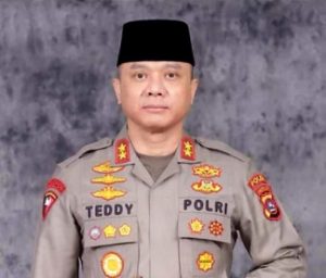 Jenderal Kapolda Sumbar, Irjen Teddy Minahasa Diduga Terlibat Kasus Narkoba