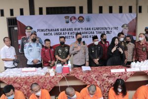 Polresta Malang Kota Ungkap 7 Kasus Narkoba, Ratusan Ribu Pil LL dan 7 Tersangka Berhasil Diamankan 
