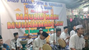 Menyambut Bulan Maulid Nabi Muhammad SAW . Warga Pengampon Gang 10 Mengadakan Santunan Anak Yatim