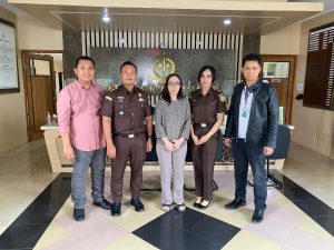 Vinny Shintia Dewi S. Sos (44 tahun) DPO Kejari Sleman Kasus Penipuan Pemberangkatan Calon Haji Plus di tangkap Tim Tangkap Buron ( TABUR) Kejati DIY