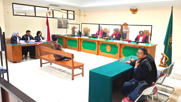 Terdakwa Robinson Saalino, SE Pengusaha Dituntut 7 Tahun Penjara, Diduga Lakukan Tidak Pidana Korupsi Mafia Tanah